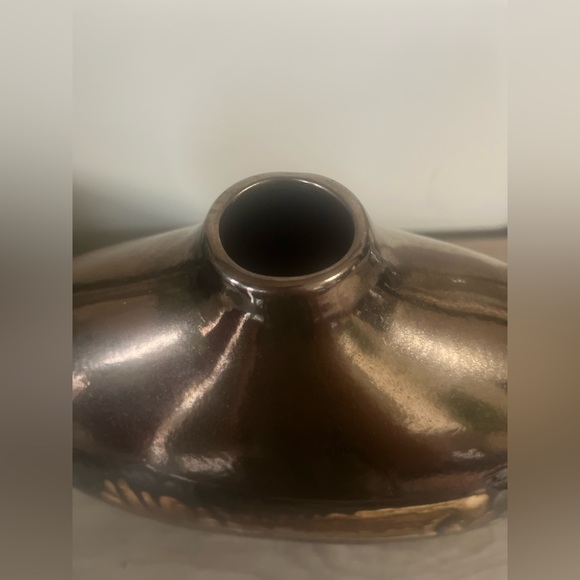 Three Hands Corp Metallic Gold Vase - Picture 3 of 4